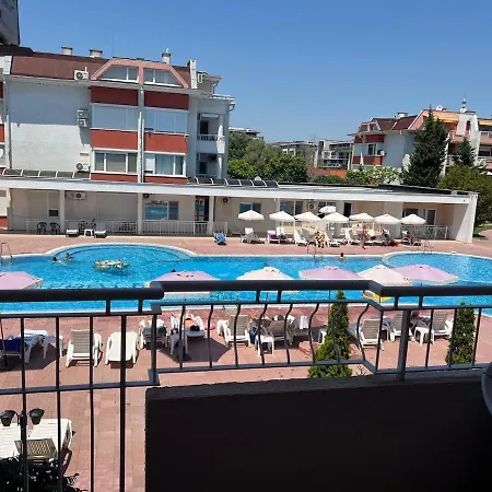In Sunny -prime Location Sunny * Sunny Beach